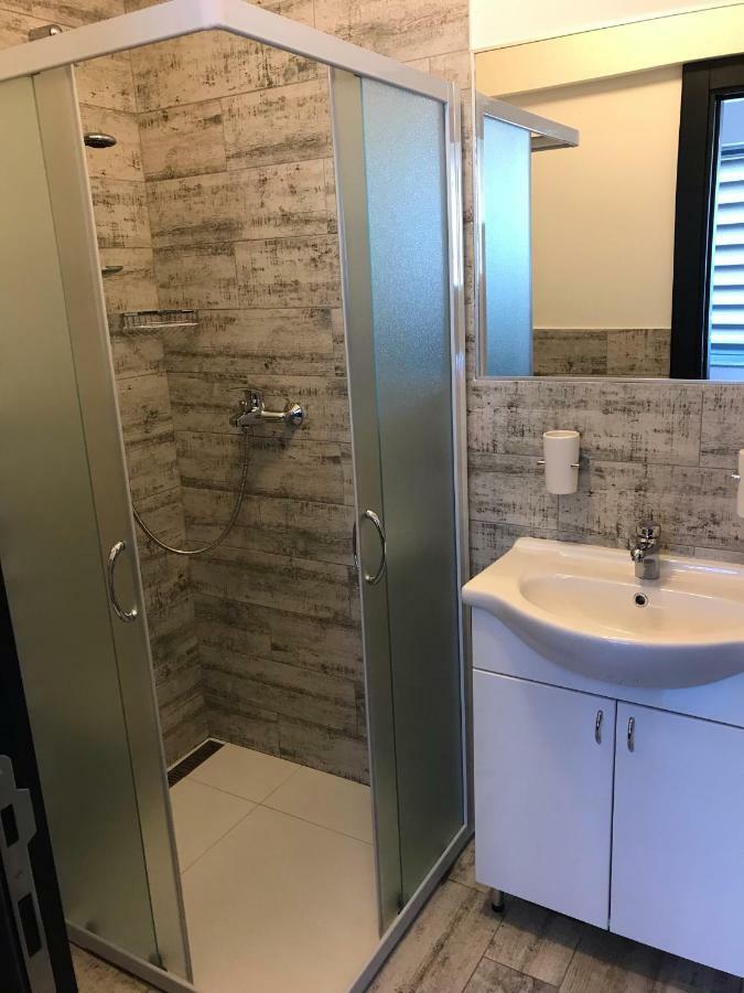 Grocka Apartmani & Rooms Εξωτερικό φωτογραφία